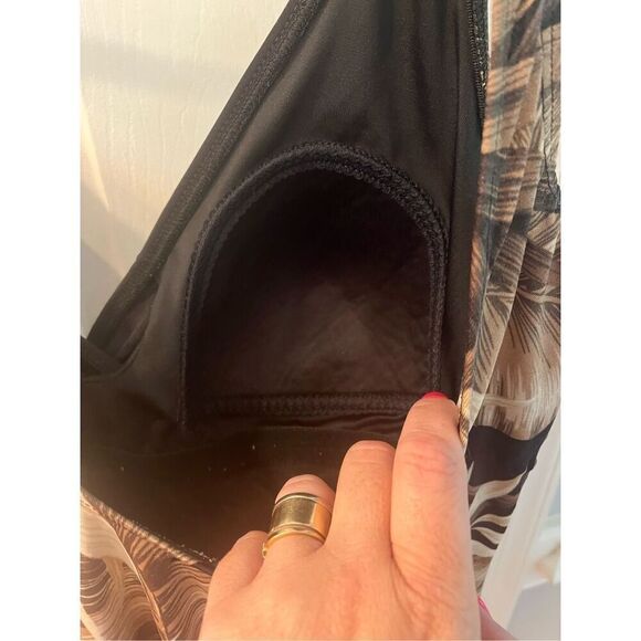 Longitude Black & Brown Leaves One Piece Slimming Swimsuit sz 16 EUC - Picture 6 of 8